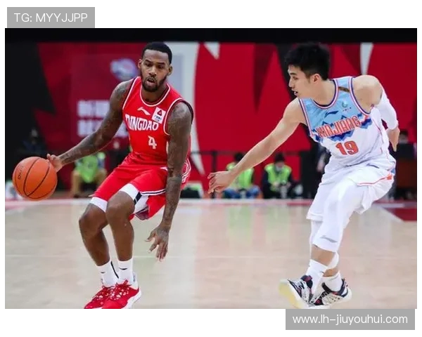 泰兴四高足球队2号球员表现亮眼 助力球队迎战强敌展现非凡实力